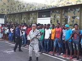 iciHaiti - DR : Nearly 2,000 Haitians deported - iciHaiti.com : All the news in brief 7/7